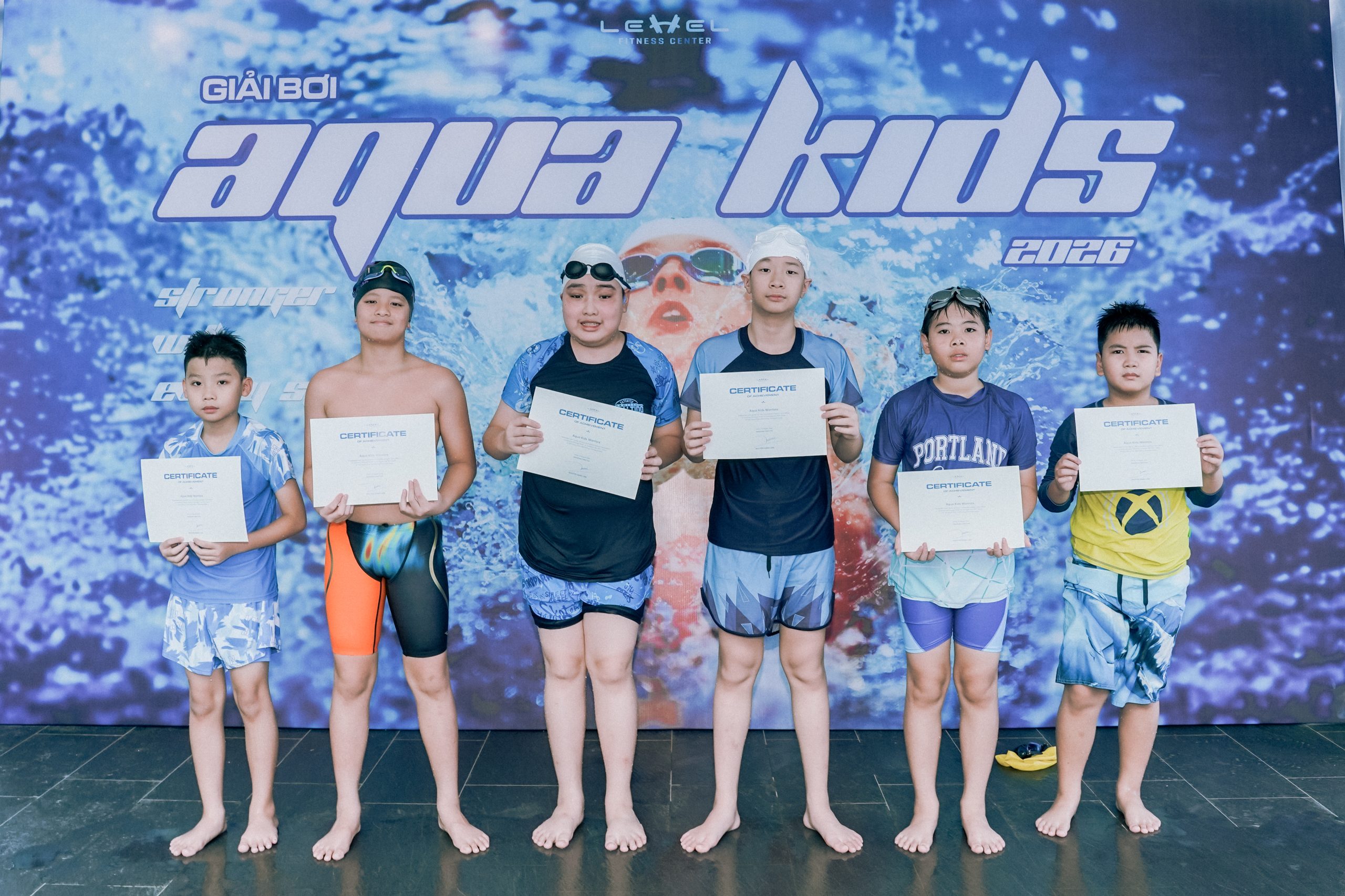 Các kình ngư nhí đã hết mình trên đường bơi Aqua Kids 2026